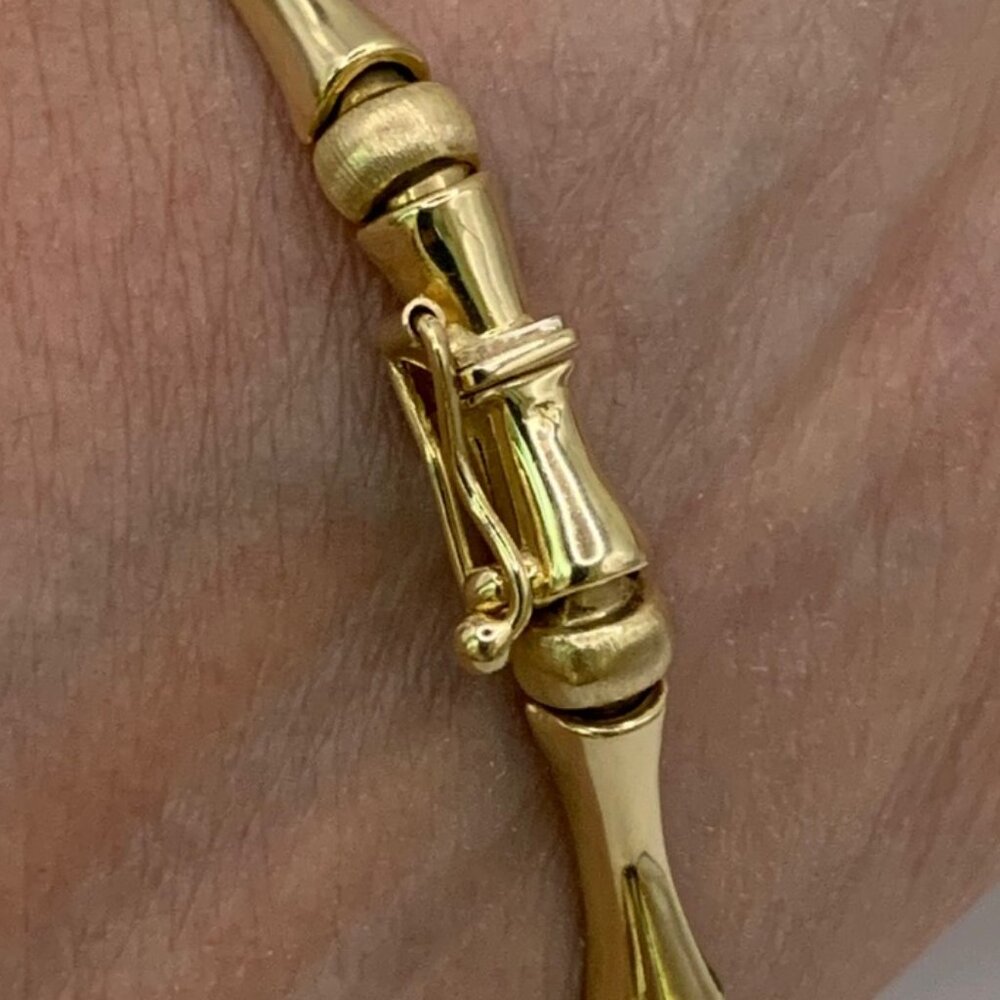 14K Gold Bamboo Estate Bracelet 7" Gorgeous Textured & Shiny J835 - Picture 6 of 7